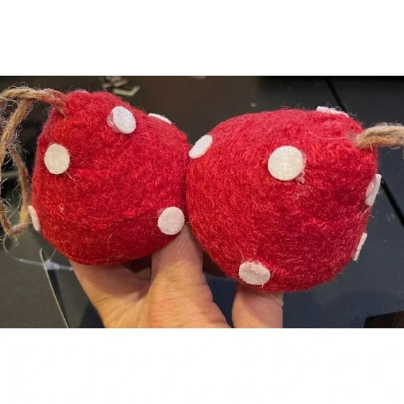 Red White Gnome Toadstool Mushroom Christmas Ornaments Set Of 2 Felt Wood #1 NEW - Picture 3 of 5